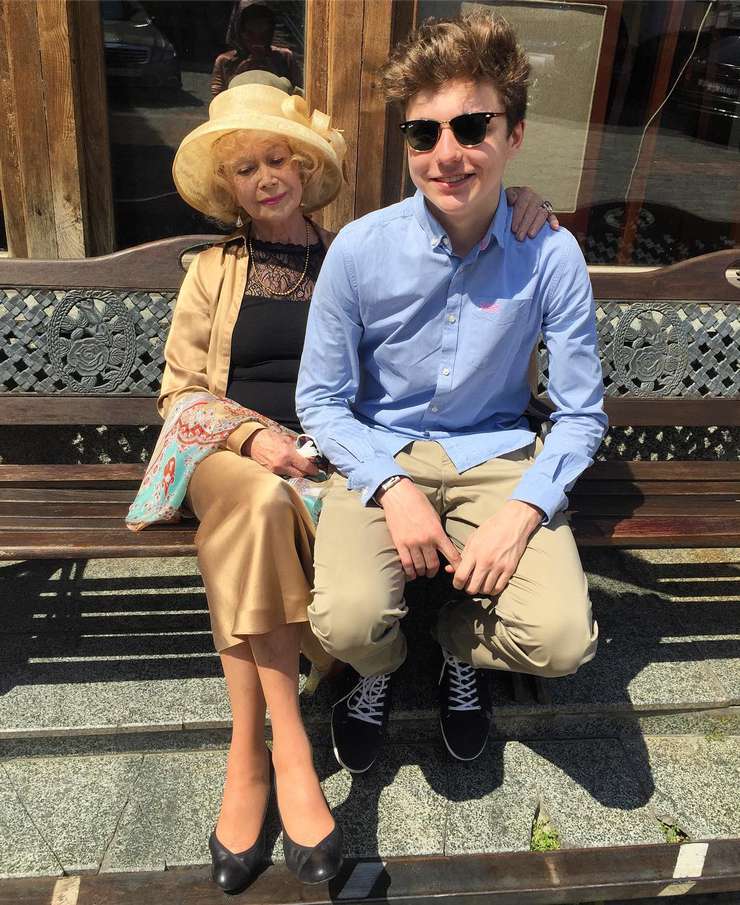 Светлана Немоляева с внуком Сергеем