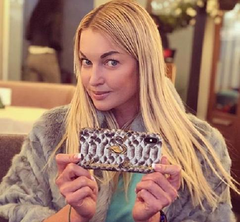 Такого шпагата у Волочковой еще не было