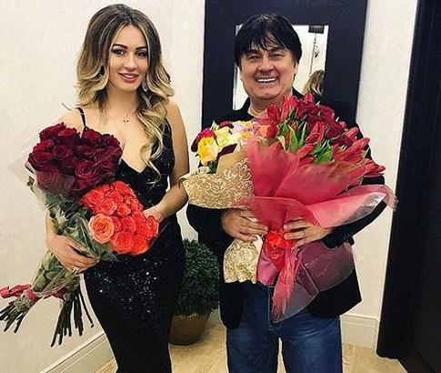 Дочь Александра Серова лежит под капельницами