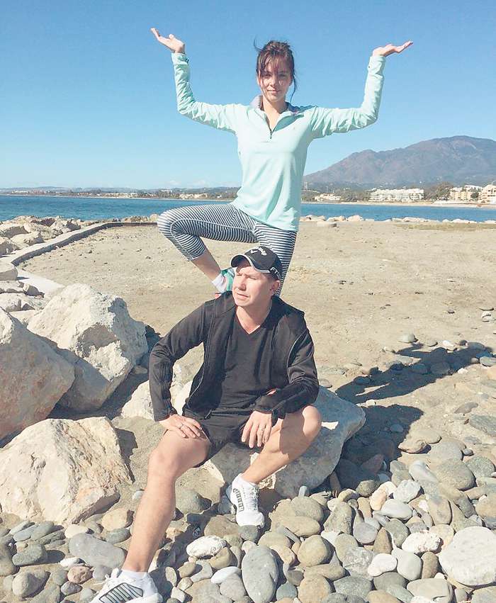 В браке с музыкантом Сергеем Кристовским Наталья три года назад родила сына. Для Сергея это уже шестой ребенок. Пятеро родились в его предидущем браке