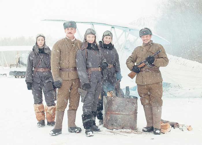 В активе актрисы есть и героические роли, как в сериале «Ночные ласточки»