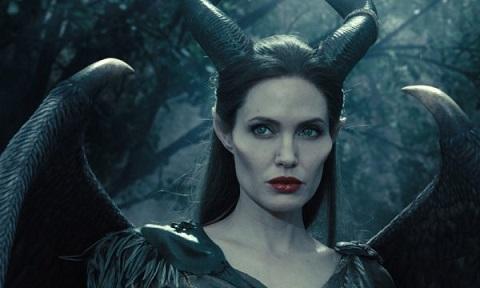 Анджелина Джоли увлеклась молодым коллегой