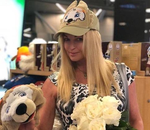 Анастасия Волочкова поздравила Николая II со 150-летием