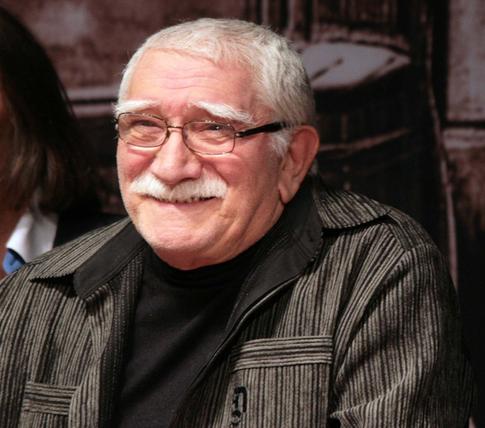 После выписки Джигарханян вернулся к бывшей жене