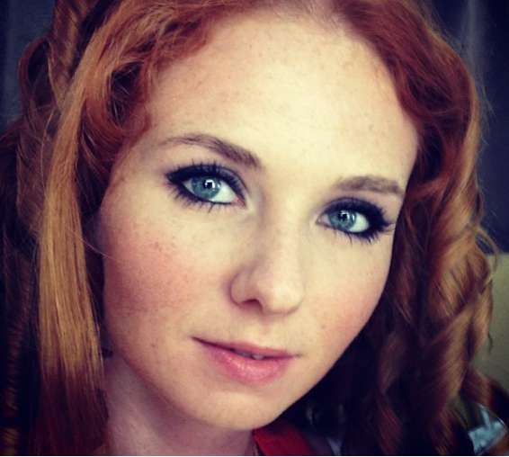 Лена Катина