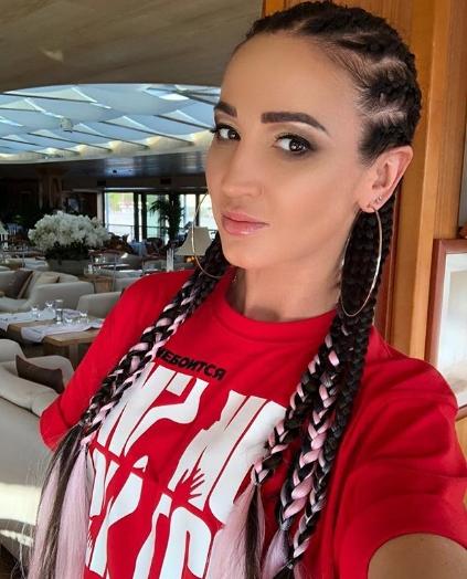 Бузова высмеяла инфантилизм Тарасова