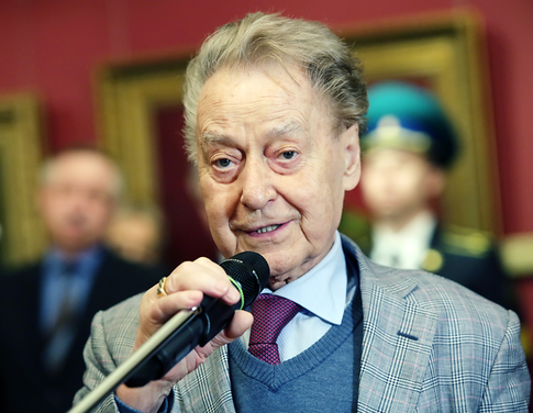 Скончался поэт и автор песен Андрей Дементьев