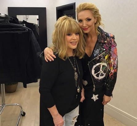 Пугачева вышла свет с детьми и внучкой