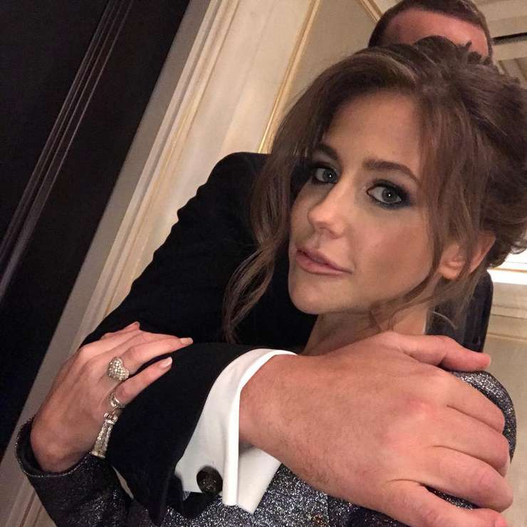 Поклонники в восторге, что у ведущей появился мужчина