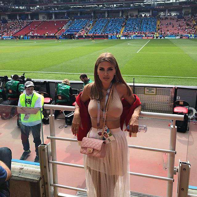 Эротический образ удивил фанатов