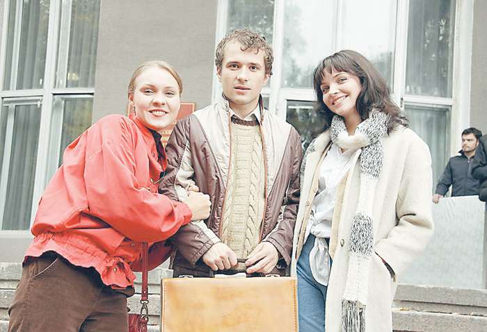 Сериал «Восьмидесятые» — еще один громкий хит в фильмографии Александра