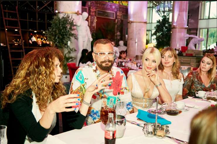 В ближайшее время Кравец займется личной жизнью неженатого солиста группы Пилигрим.