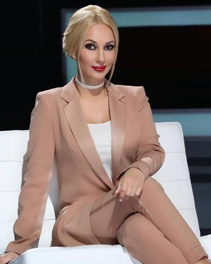 Кудрявцева отказывается от выгодных предложений ради будущего ребенка