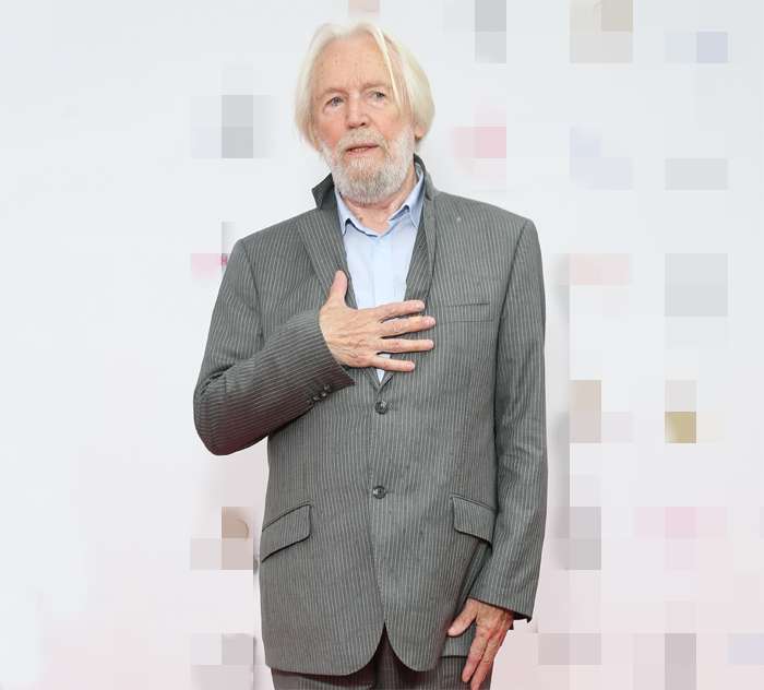 Станслав Андреевич Любшин до сих пор переживает из-за проигрыша российской сборной по футболу