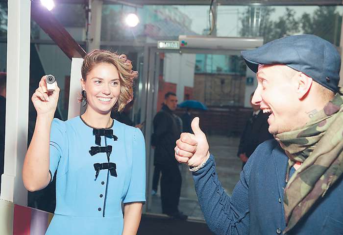 Павел Прилучный и Агата Муцениеце