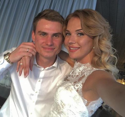 Футболист Антон Шунин взял в жены «ангела» Victoria’s Secret