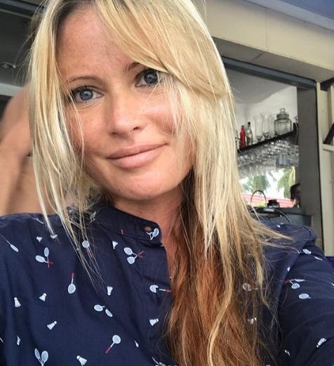 Борисову засняли во время процедуры нитевого лифтинга