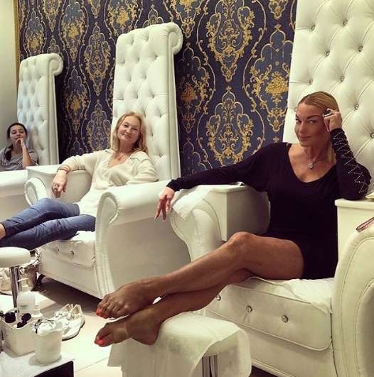 Анастасия и Тамара Волочковы