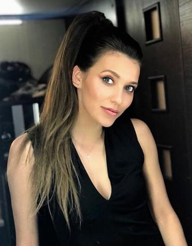 Беременная Тодоренко‍ вышла в свет с Владом Топаловым