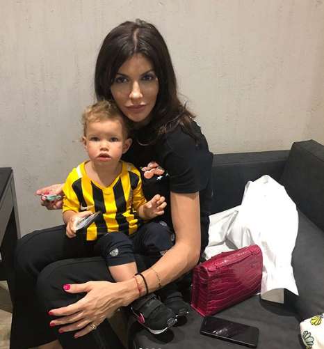 Алиса Аршавина с дочкой