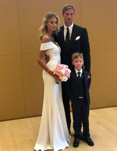 Футболист Антон Шунин взял в жены ангела Victoria’s Secret