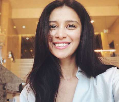 Равшана Куркова