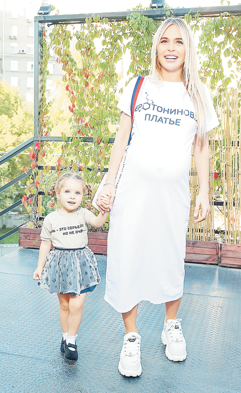 Звезды вывели в свет своих детей