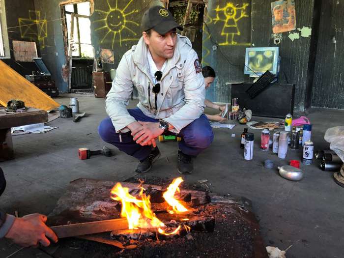 Александр Устюгов снял необычный клип