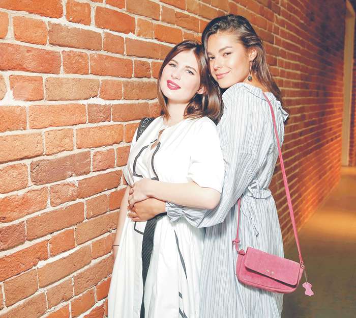 Анна Цуканова-Котт и Анфиса Черных Анна Цуканова-Котт и Анфиса Черных