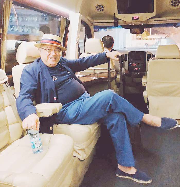 Долгая и стабильная карьера позволила Евгению Петросяну стать весьма успешным человеком