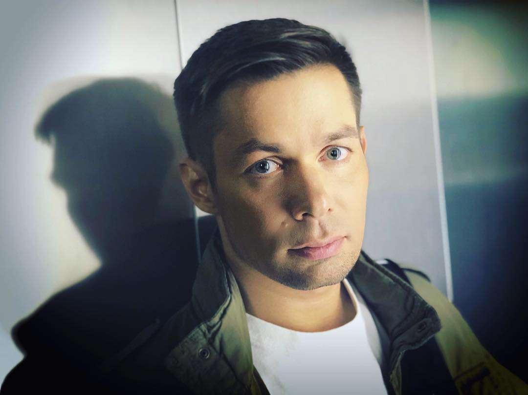 Певец Стас Пьеха