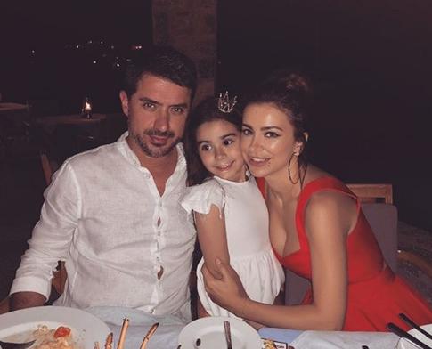 Оскандалив­шийся муж Лорак провел выходные с 7-летней дочкой