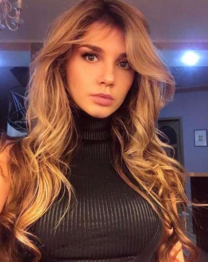 Миша Романова