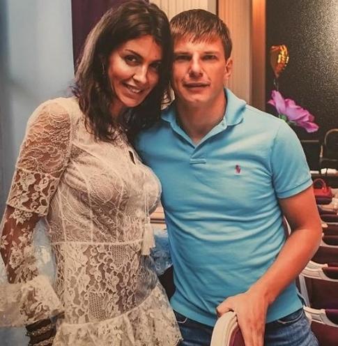 «Счастье любит тишину»: Аршавины объявили об уходе из соцсетей