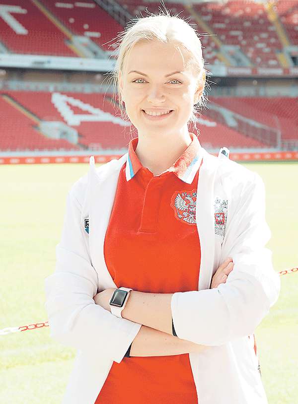 Актриса Анна Котова-Дерябина, сыгравшая врача команды Наташу, стала настоящим украшением сериала