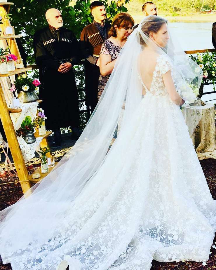 Актриса полюбила невестку