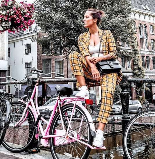 Костюм в одном принте - прекрасный вариант Костюм в одном принте - прекрасный вариант