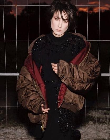 Земфира потребовала уничтожить свои пластинки