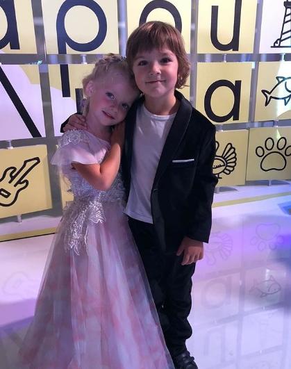 Дети Пугачевой и Галкина отпраздновали юбилей на Рублевке