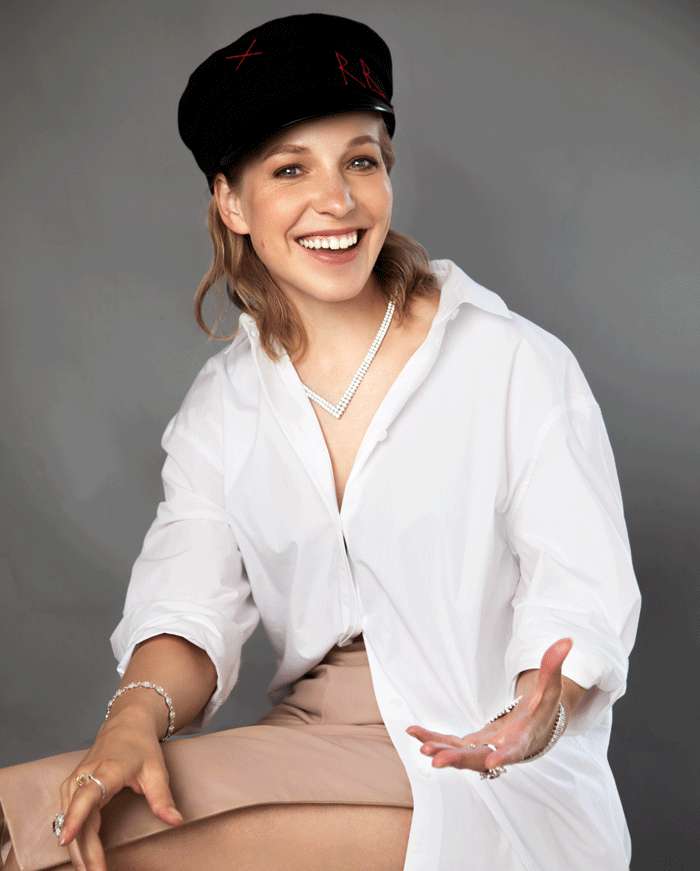 Мария Шалаева. Стиль: Надина СМИРНОВА Макияж и прически: Татьяна ПРЕОБРАЖЕНСКАЯ (LOre´al Paris)