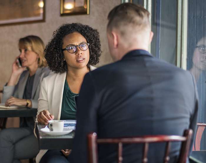 Не опускайтесь до уровня хамов: они задавят вас опытом