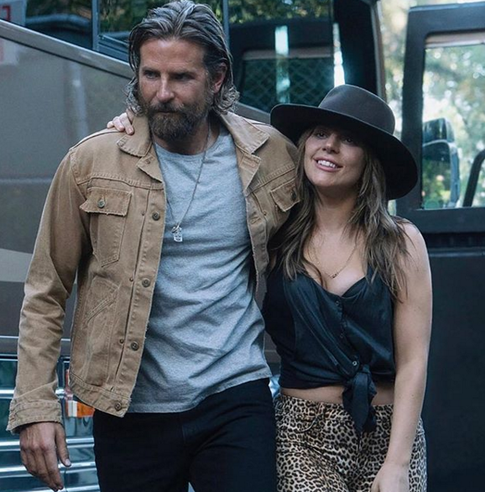 Купер и Гага продолжают отношения