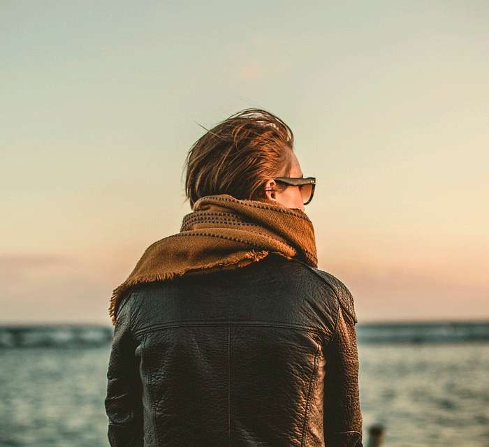 Разбавьте комплект шарфом