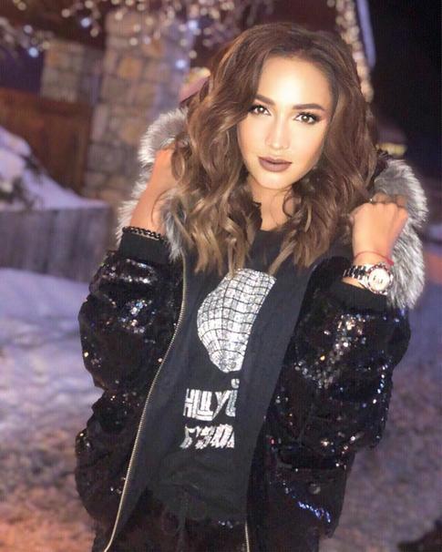 Ольга Бузова опять не смогла сделать удачную фотоссесию