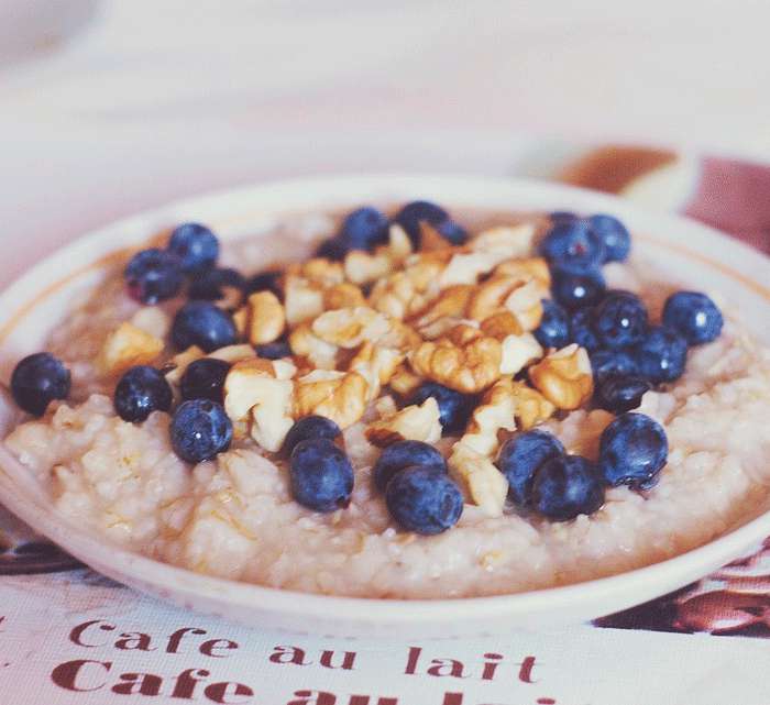 Мы с детства знаем, что овсяная каша необходима для полноценного роста