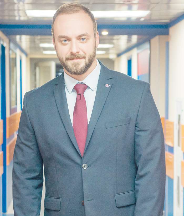 Когда ты занимаешься любимой работой, когда она приносит тебе удовольствие, кормит не только тебя, но и твоих родных и близких, чего еще можно желать?