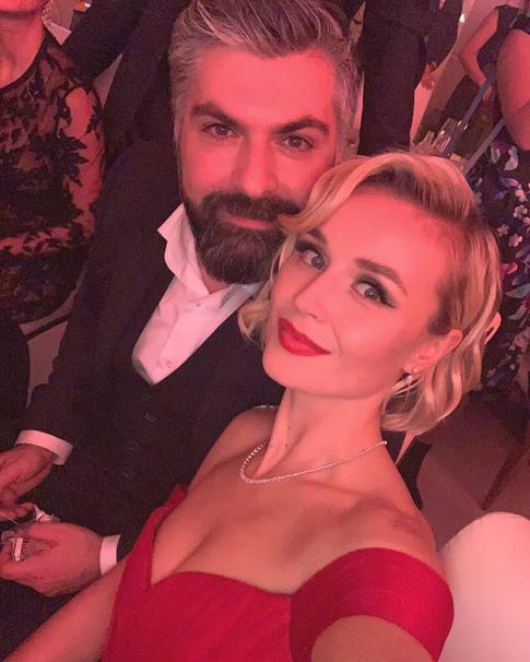 Гагарина скучает на пляже