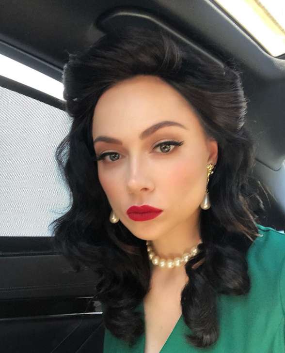 Настасья Самбурская