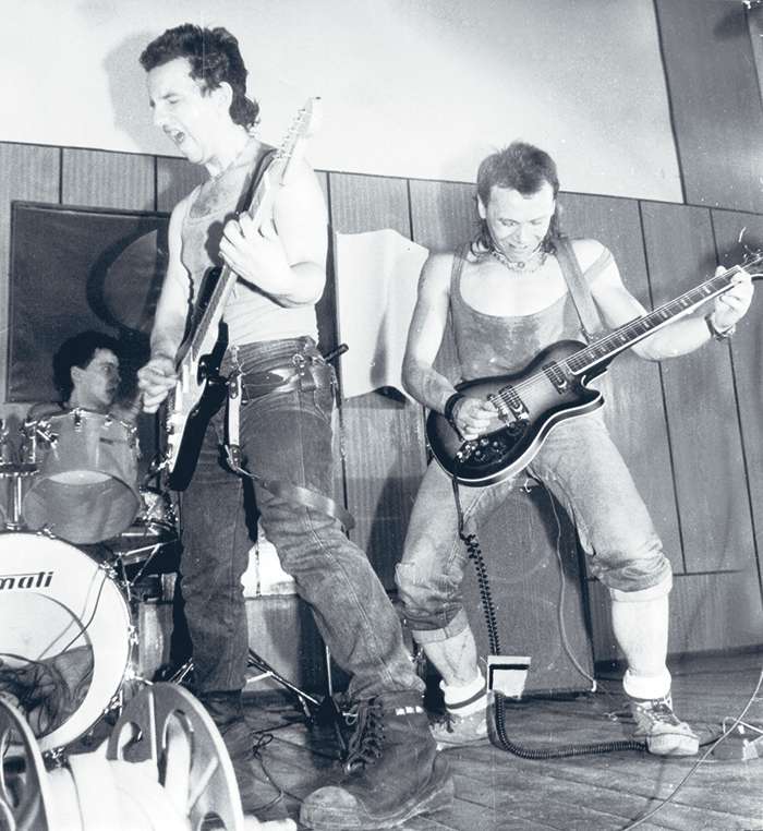 Участники группы «Чай-Ф» всегда умели совмещать рок-н-ролльную экспрессию с душевным мелодизмом