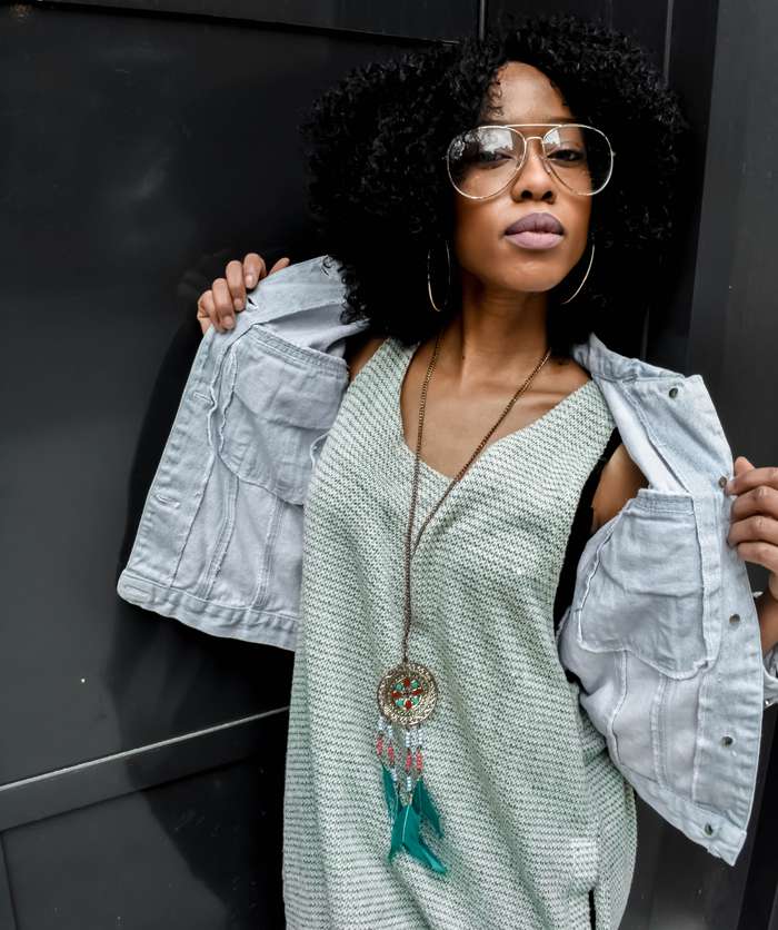 Джинсовые, меховые, из шерсти - сейчас жилеты делают практически из любого материала